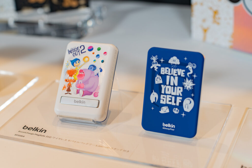 Belkin_disney-model_4