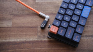 コンパクト×軽量で文章作成が捗る！40%キーボード「R47Go」の魅力