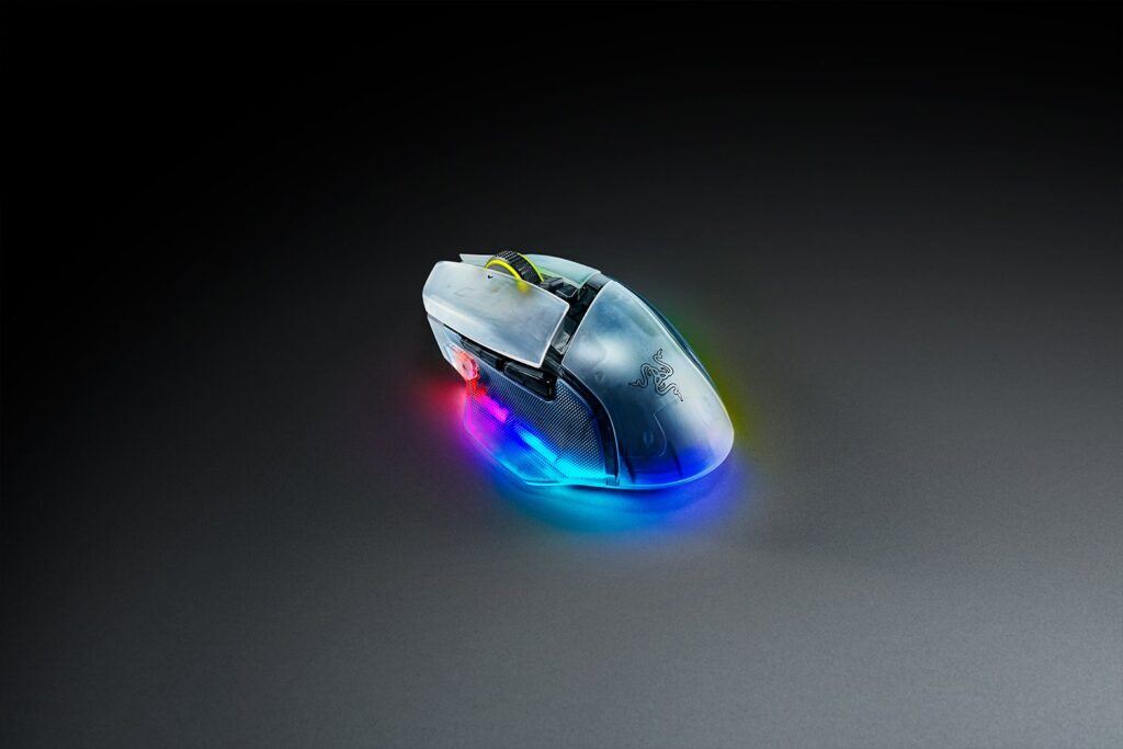 Razer Basilisk V3 Pro 35K – Phantom White Edition