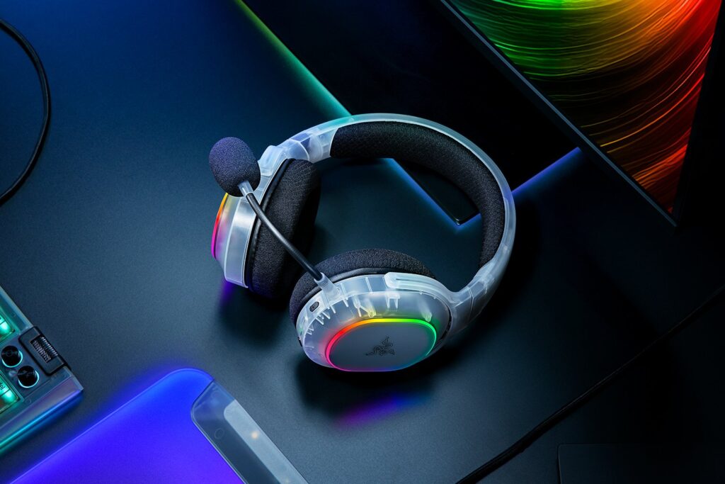 Razer Barracuda X Chroma – Phantom White Edition