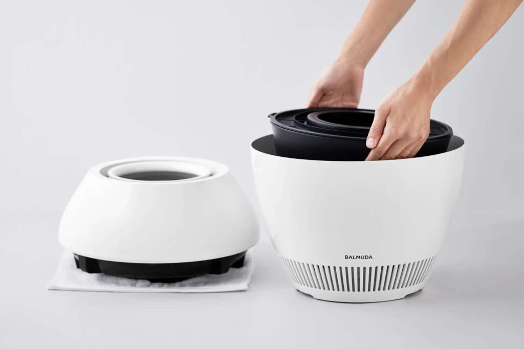 BALMUDA Rain 手入れ時分解の様子