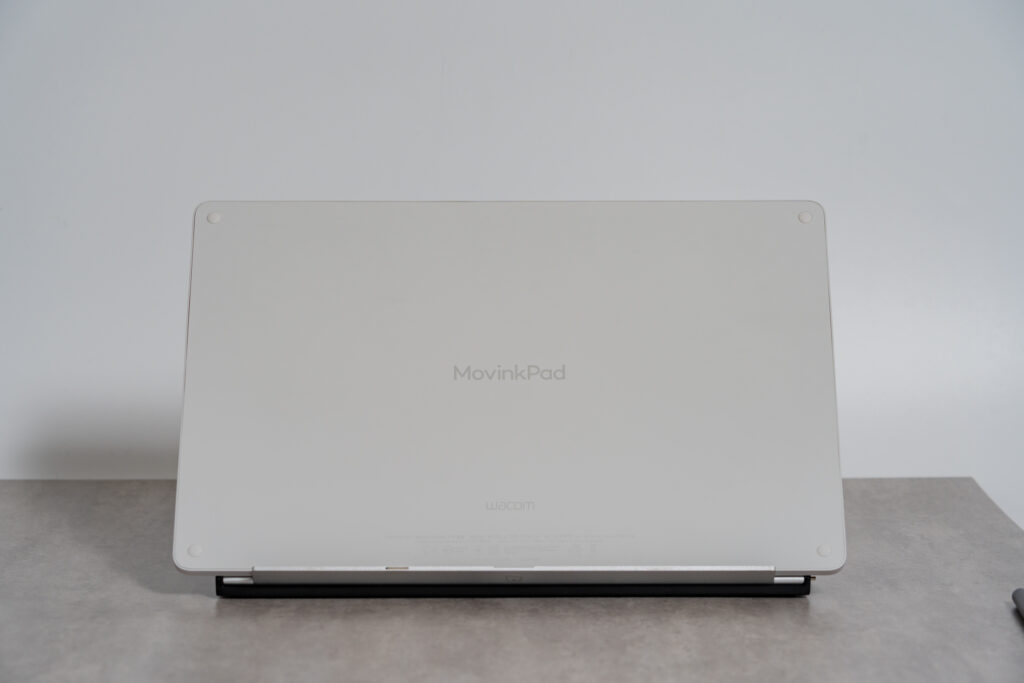 Wacom-MovinkPad-Pro 14_rear