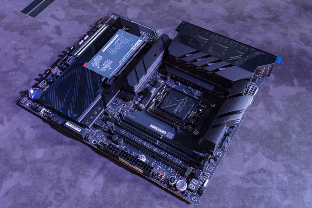 ROG CROSSHAIR X870E APEX