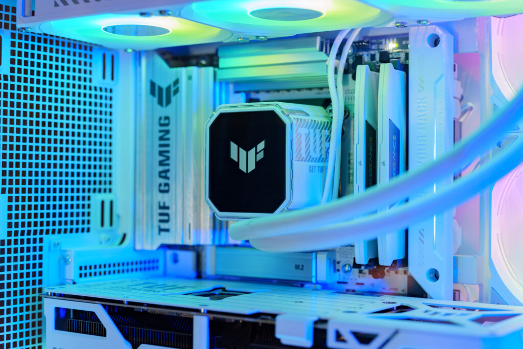 ケース内部全体がさまざまに色付いて見える