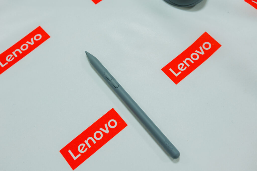 Yoga Pro 7i Gen 11_04