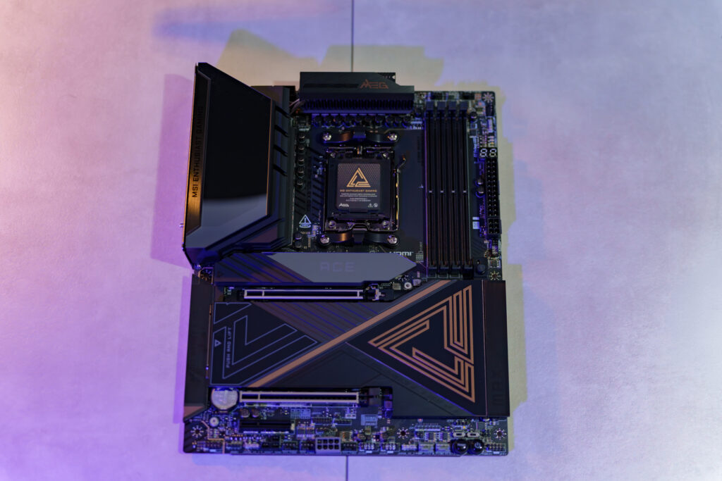 MSI_MEG_X870E_ACE_MAX_03