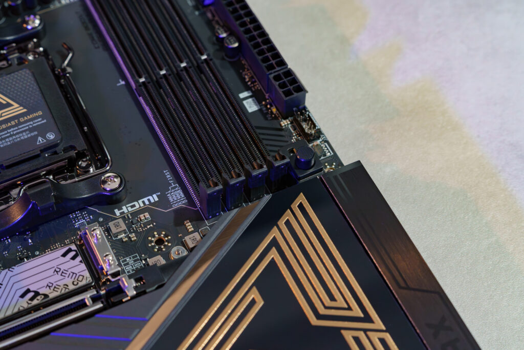 MSI_MEG_X870E_ACE_MAX_09
