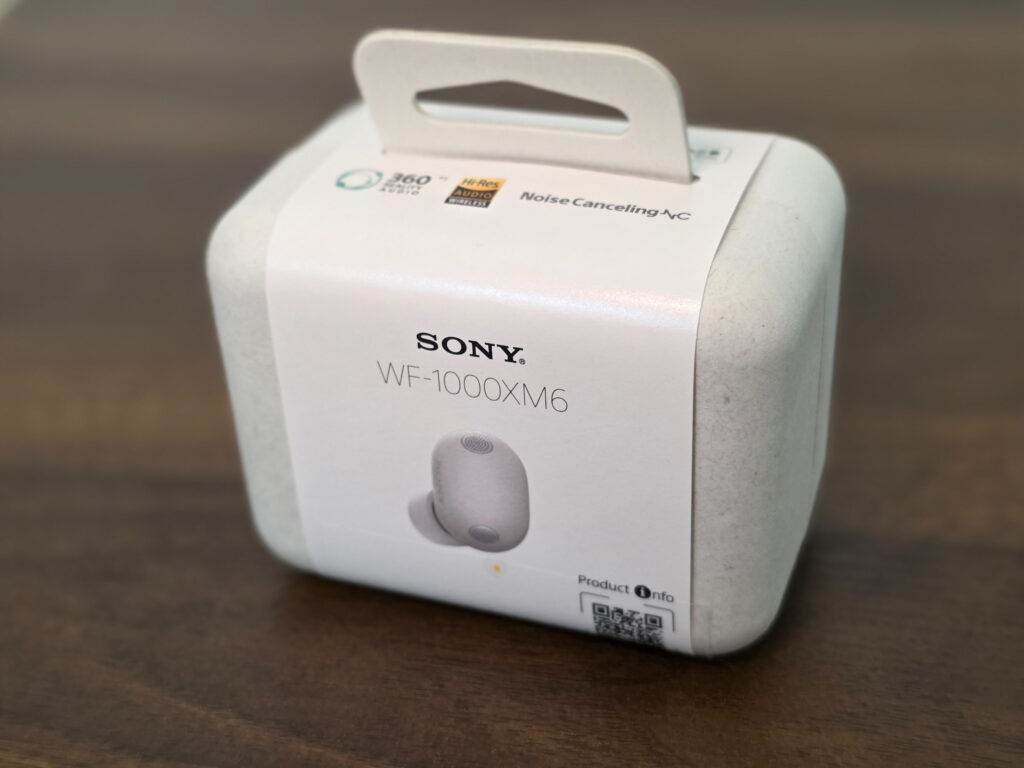 WF1000XM6の梱包箱