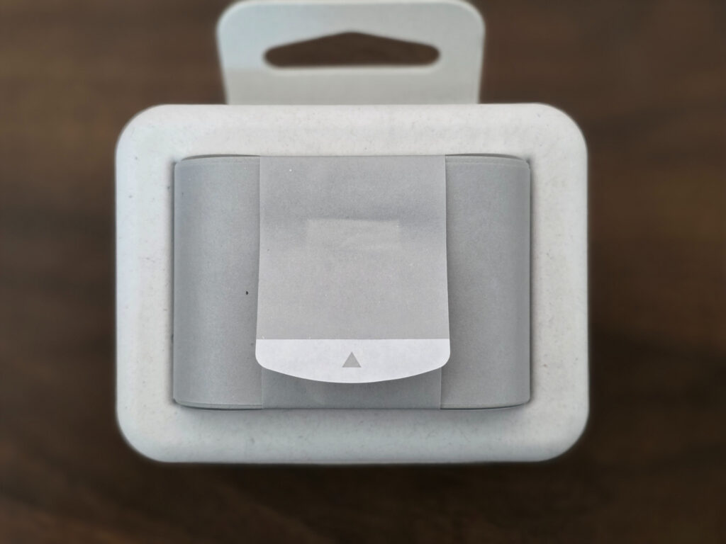 WF1000XM6の梱包箱