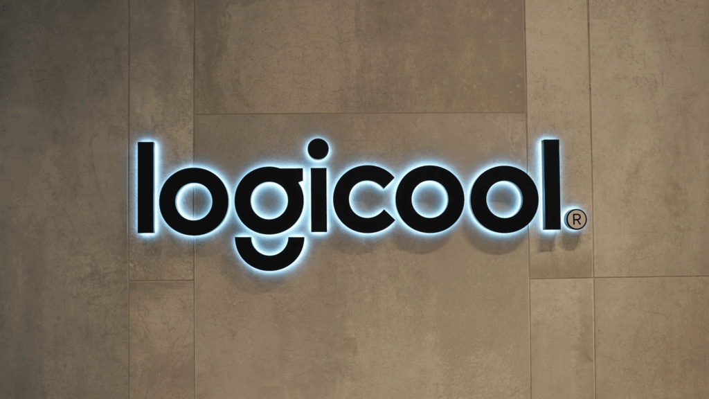 LogicoolSNS_top