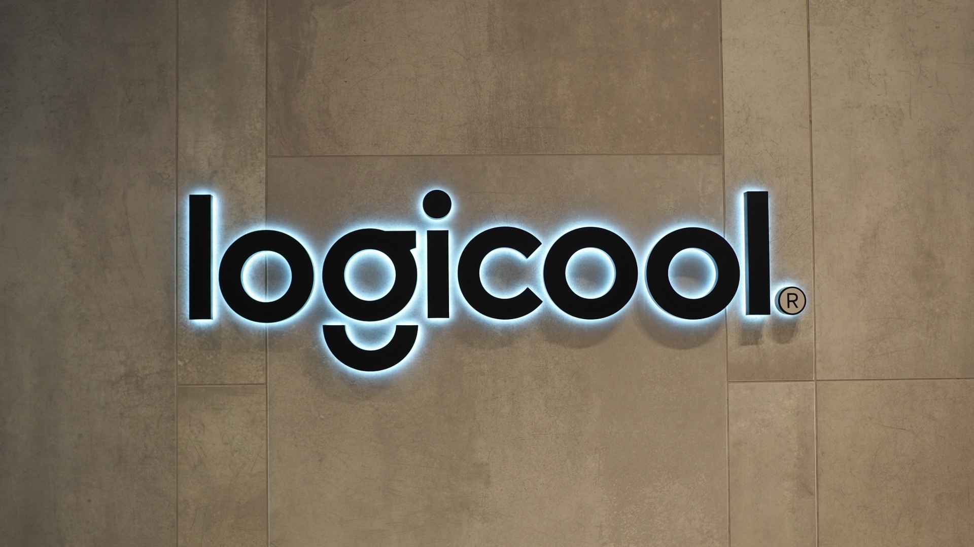 LogicoolSNS_top
