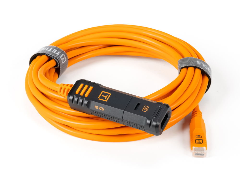 テザープロ オプティマ 10G USB-C ロッキング エクステンションケーブル(4.8m)オレンジ