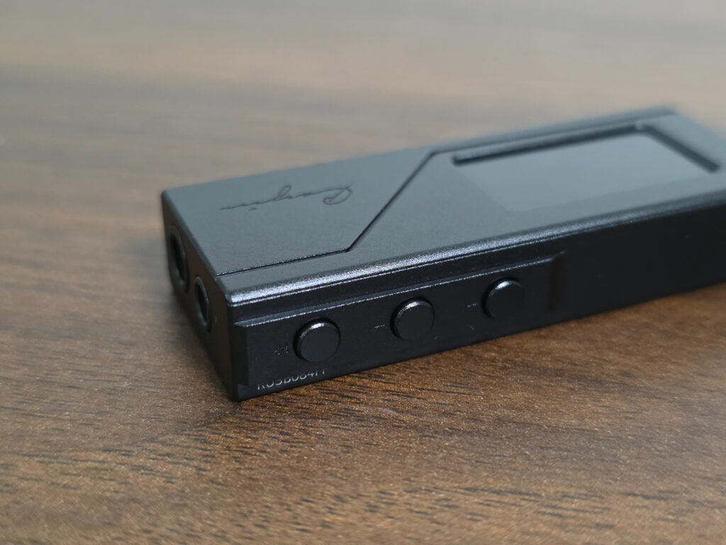 Cayin RU3ボタン部分