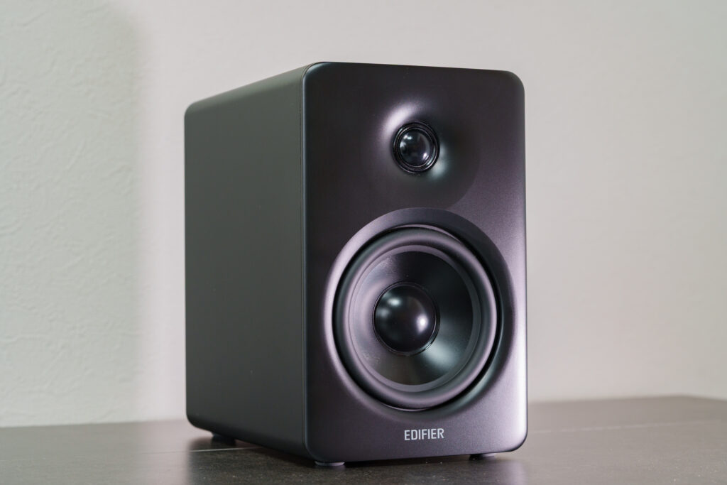 EDIFIER M90の本体画像