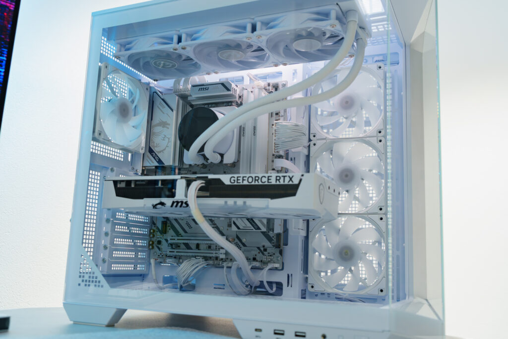 PCに組み込んでの見た目