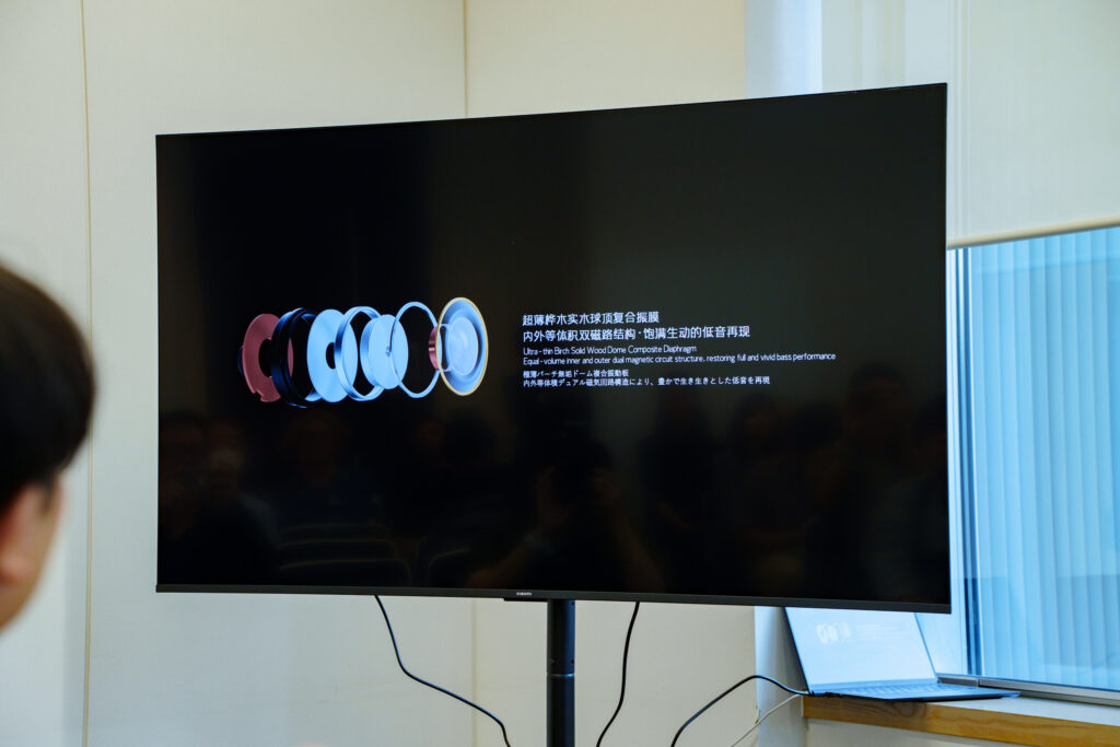 5ドライバー・トライブリッド構成の新作イヤホン「Silicon」